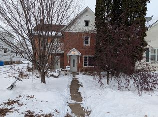 103 1st St SW, New Prague, MN 56071