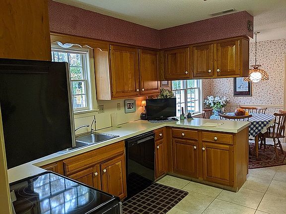 4th image of 601 Severn Dr