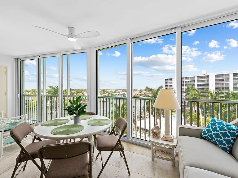 3300 S Ocean Blvd #723C — Photo 2