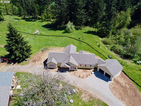 3rd image of 39143 SE Gibson Rd