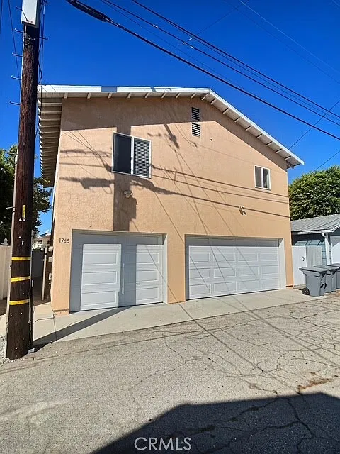 1746 Gramercy Ave