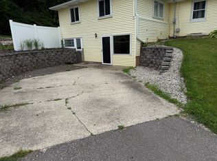 1430 Van Buren St, Hudsonville, MI 49426