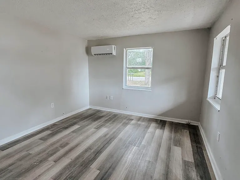101 Ellinor Ct #C — Photo 7