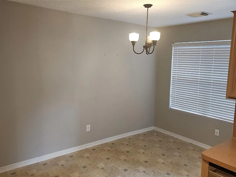 12214 Carriage Oak Cir — Photo 11