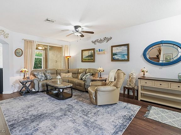 2nd image of 17537 Cherry Ridge Ln