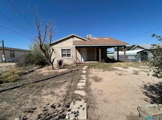 2712 Monte Vista St, Carlsbad, NM 88220