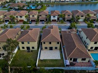 3484 W 86th Ter, Hialeah, FL 33018