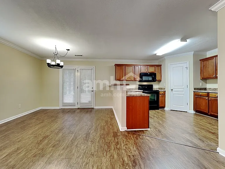 6228 McMillan Creek Dr — Photo 5