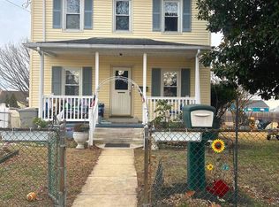 209 Greenwich Ave, Paulsboro, NJ 08066