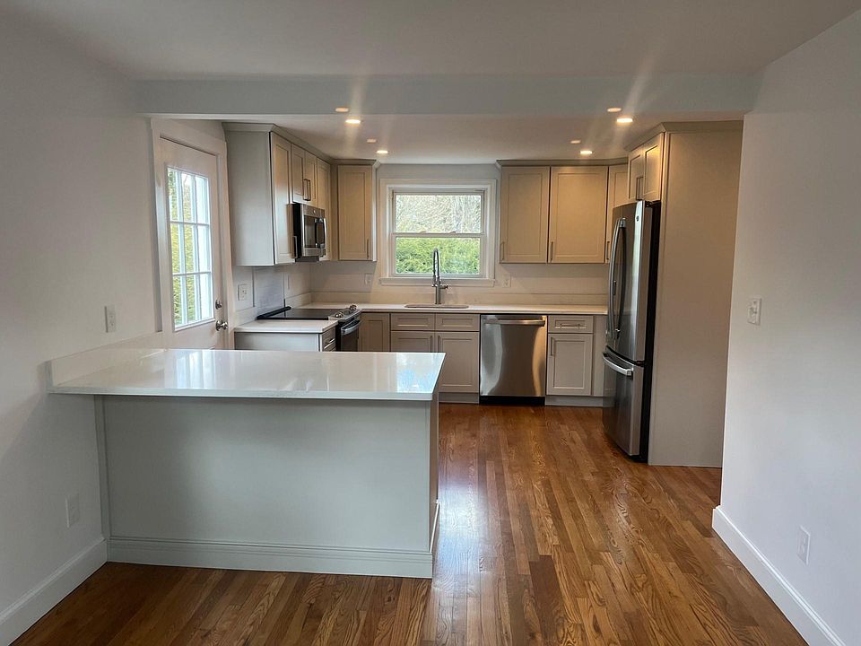 94 Sheridan St, North Easton, MA 02356 Zillow