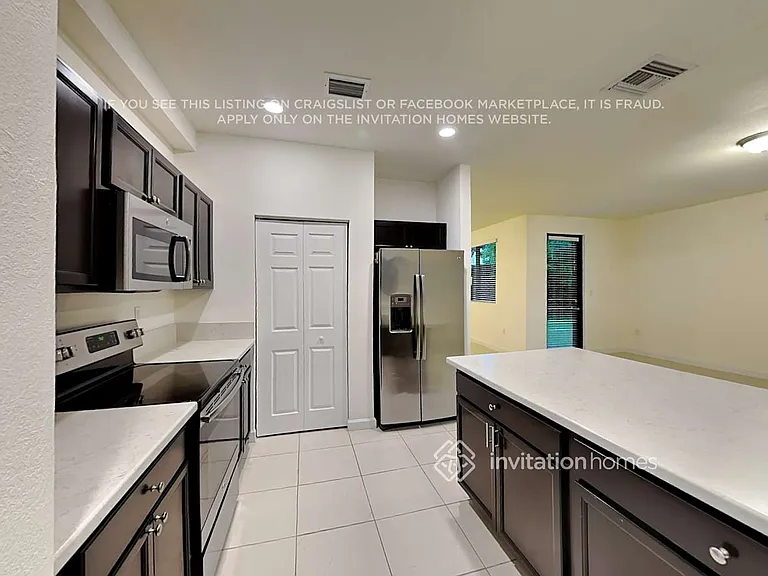 121 SE 35th Ave — Photo 8
