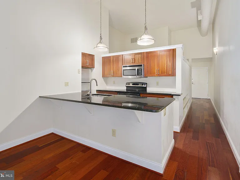 2429 Locust St #41-213 — Photo 6