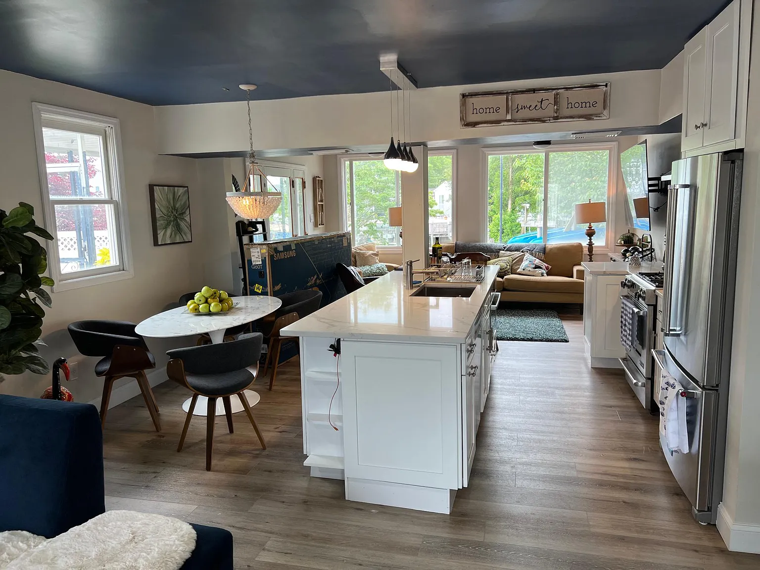 4 bed, 1600 sqft, $3,350 — Photo 4