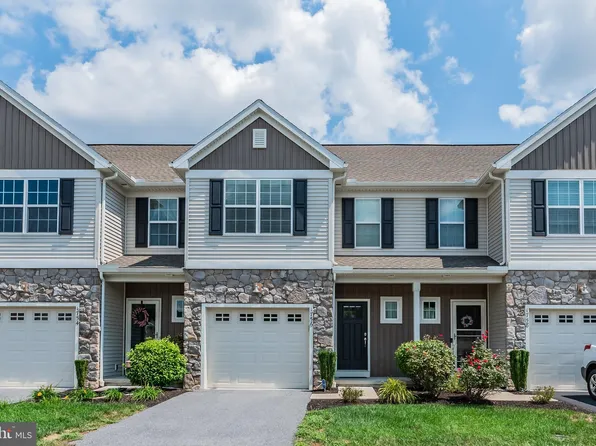 1756 Fairbank Ln, Mechanicsburg, PA 17055