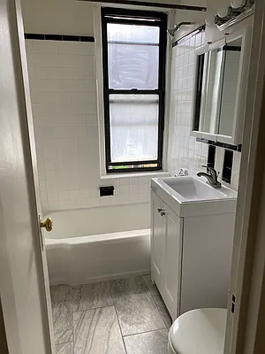 Rented by SUN WOOD REAL ESTATE | media 8