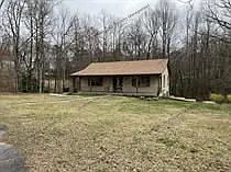 3 bed, 3.0 bath, $1,850 — Photo 1