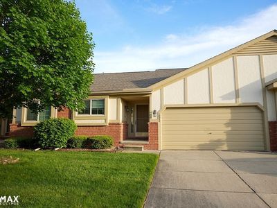 18550 Willowridge Ln, Clinton Township, MI, 48038