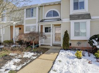 119 Hollow Oak Ct, Hillsborough, NJ 08844