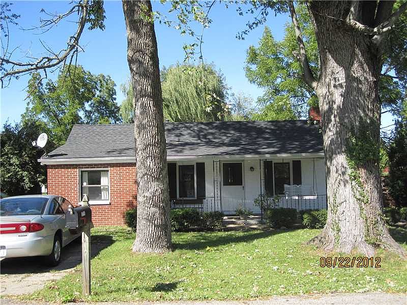1st image of 2716 W Lake Dr