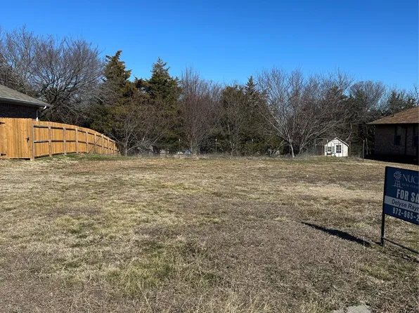 McKinney Cir, Van Alstyne, TX 75495