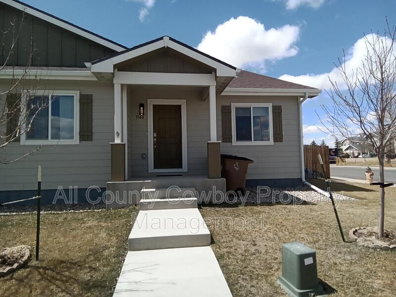 1st image of 1166 Evans St