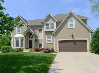 14344 Mackey St, Overland Park, KS 66223