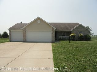 879 Quarterhorse Run, Bargersville, IN 46106