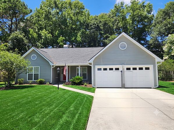 1st image of 733 Woodland Pointe Pl