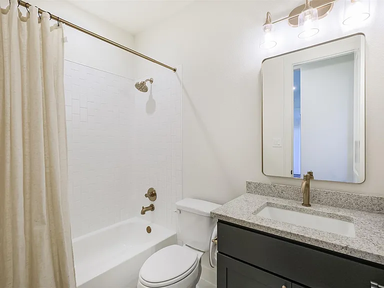 4127 Wooded Isle Way — Photo 28