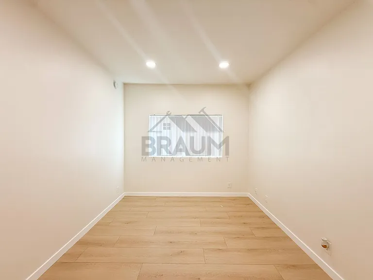 11459 COLLINS ST. — Photo 19
