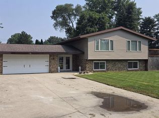 2307 E Lorena Dr, Beloit, WI 53511