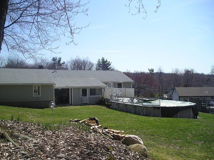 2nd image of 16 Seibert Dr