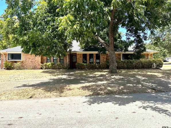 219 N Reagan St, Frankston, TX 75763