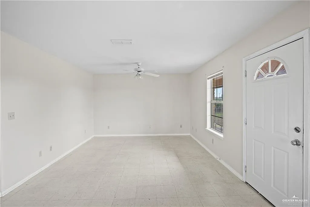Building Photo - 800 Javalina Rd