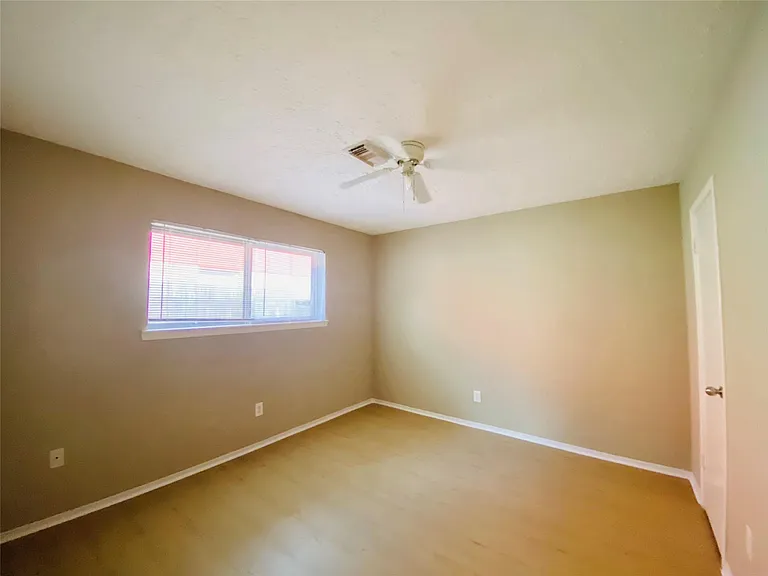 3123 Sam Houston Dr — Photo 15