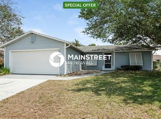 2215 NW 19th Ave, Cape Coral, FL 33993