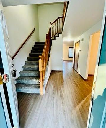4th image of 17210 NE 27th Way