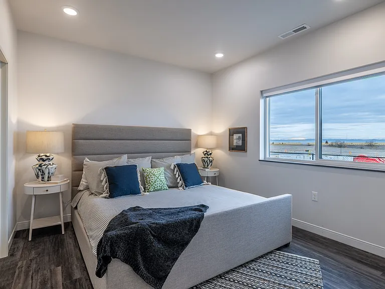 Confluence Apartments — Photo 17