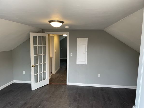 39 W Main St #2