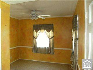 4th image of 5129 Adenmoor Ave