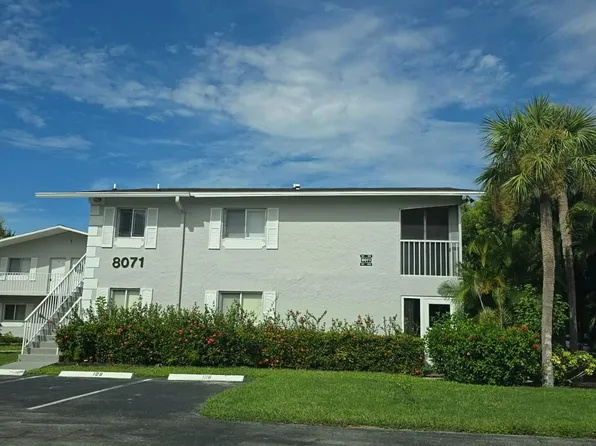8071 Country Rd, Fort Myers, FL 33919