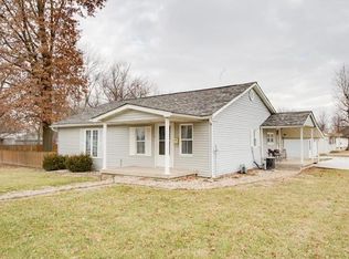 609 2nd St, Jerseyville, IL 62052