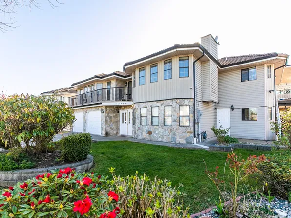 12353 81a Ave, Surrey, BC V3W 0X8