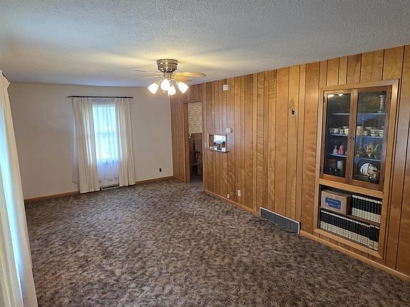 2nd image of 306 W 2nd St