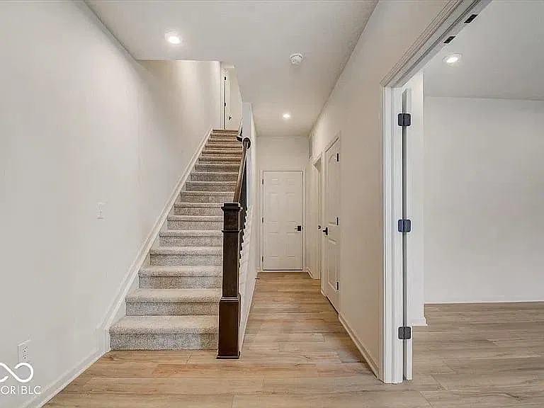 3 bed, 2.5 bath, 1980 sqft, $2,695 — Photo 3