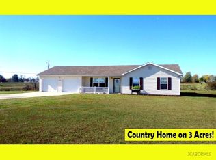 375 Emerald Green Rdg, New Bloomfield, MO 65063