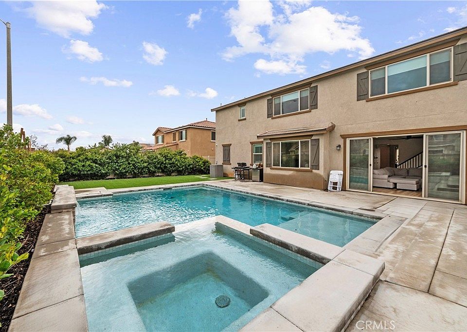 1st image of 31688 Shawnee Cir