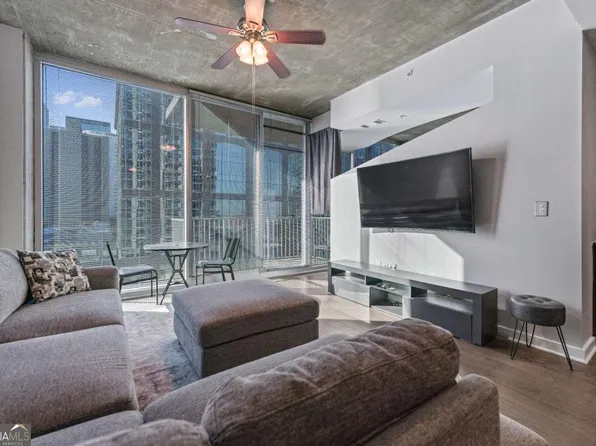 400 W Peachtree St NW Unit 1009, Atlanta, GA 30308