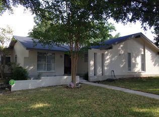 1738 Searcy Dr, San Antonio, TX 78232