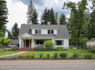 3237 W Main St, Medford, OR 97501